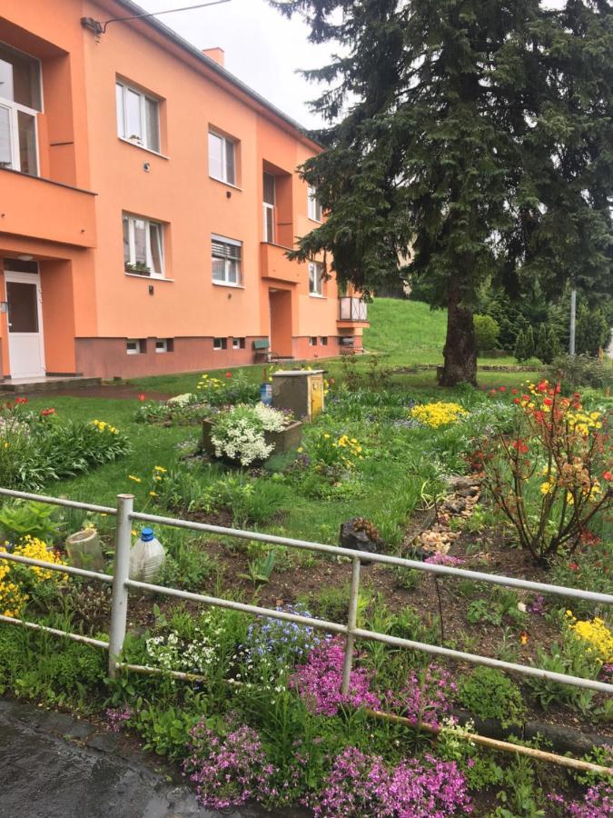 Apartman Monya Turčianske Teplice 外观 照片